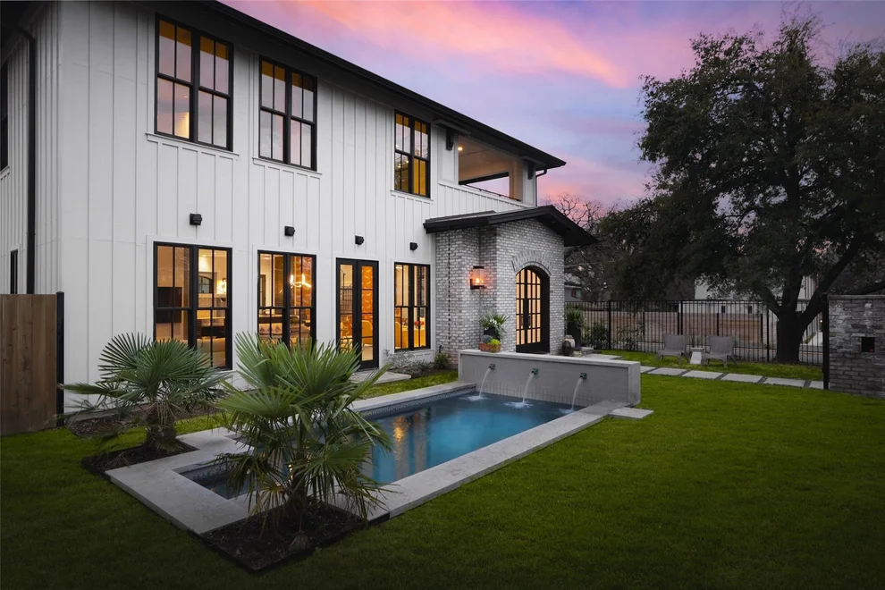 Unit for sale at 901 Wayside DR, Austin, TX 78703