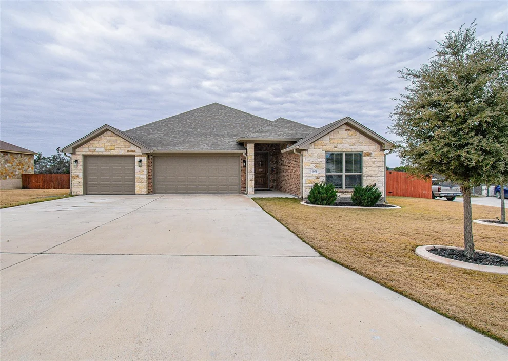 Unit for sale at 4605 Lucius LN, Belton, TX 76513