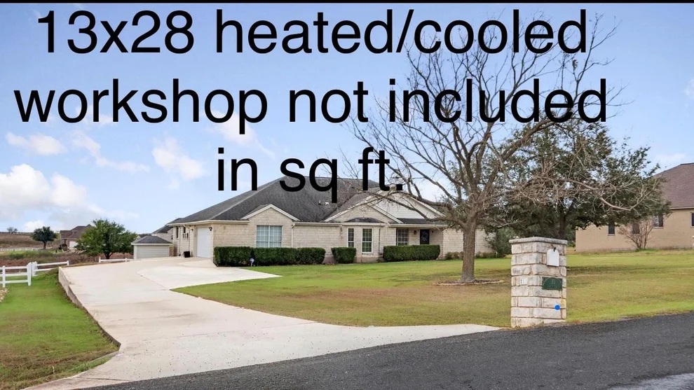 Unit for sale at 111 Lookout CIR, Hutto, TX 78634