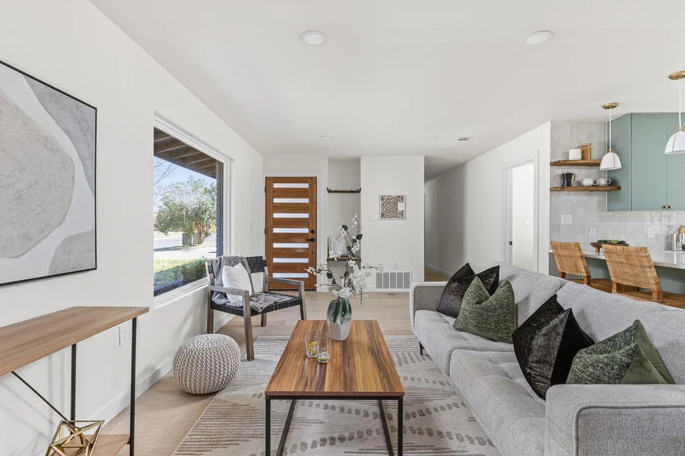 Unit for sale at 2105 Brunswick DR, Austin, TX 78723