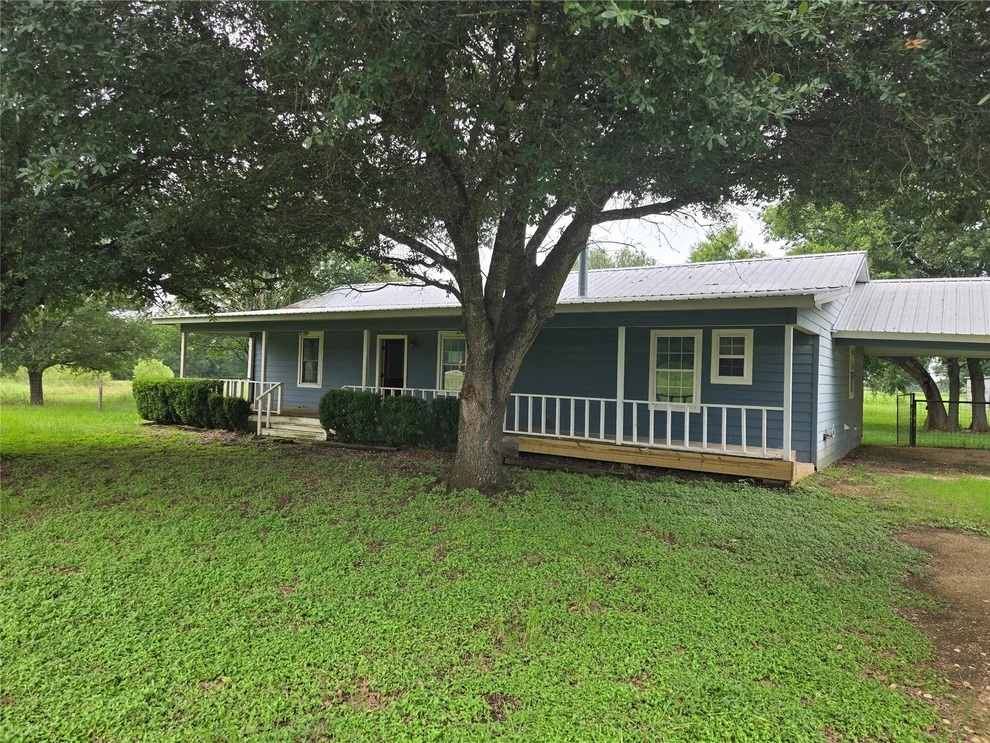 Unit for sale at 3242 E Fm 696, Lexington, TX 78947
