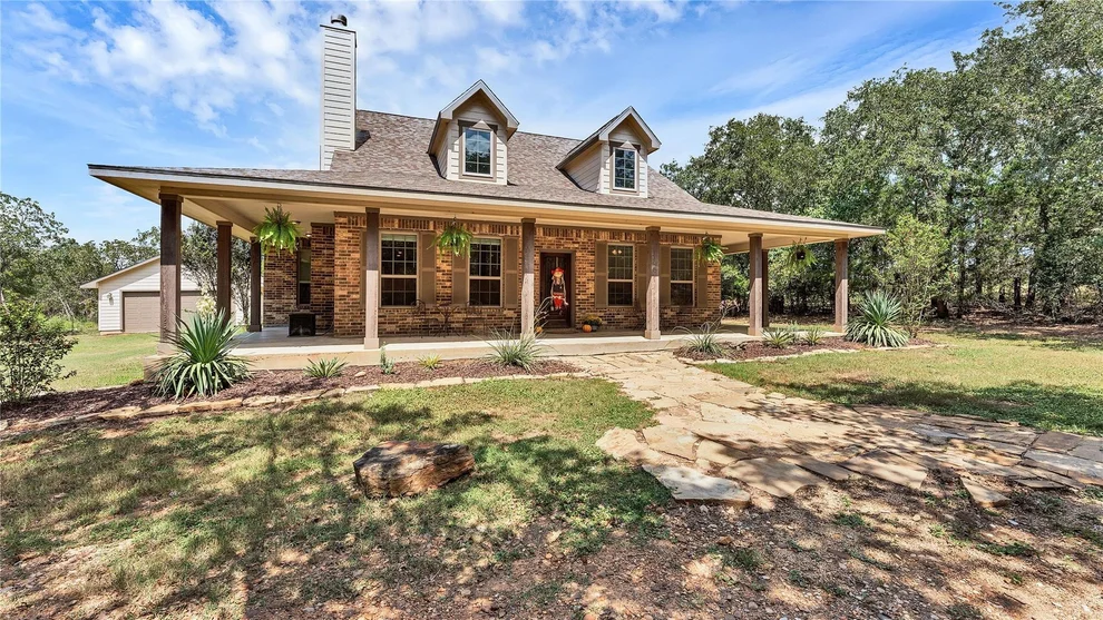 Unit for sale at 206 Vyvjala RD, Smithville, TX 78957