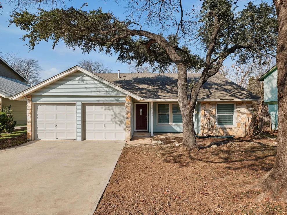 Unit for sale at 2008 Lear LN, Austin, TX 78745