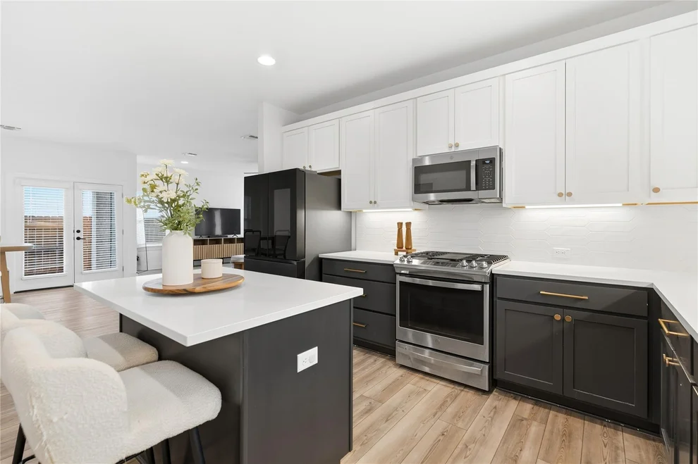 Unit for sale at 9115 Looksee LN, Austin, TX 78744