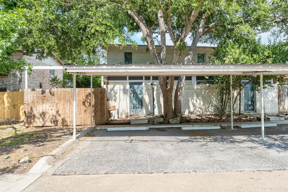Unit for sale at 2212 Del Curto RD, Austin, TX 78704