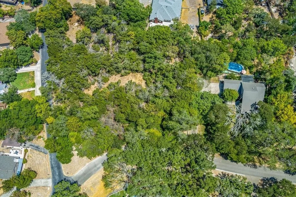 Unit for sale at 717 Willow Creek RD, Salado, TX 76571