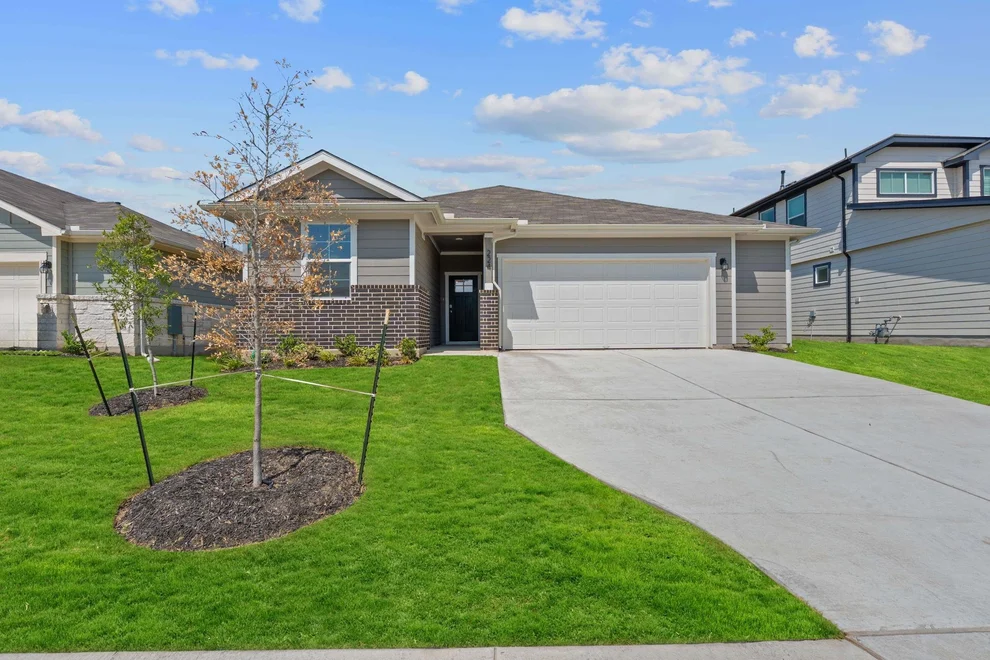 Unit for sale at 224 Kickapoo LN, Kyle, TX 78640