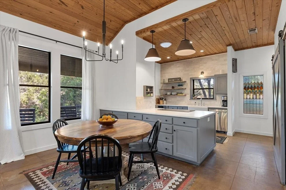 Unit for sale at 3805 Turkey Creek DR, Austin, TX 78730