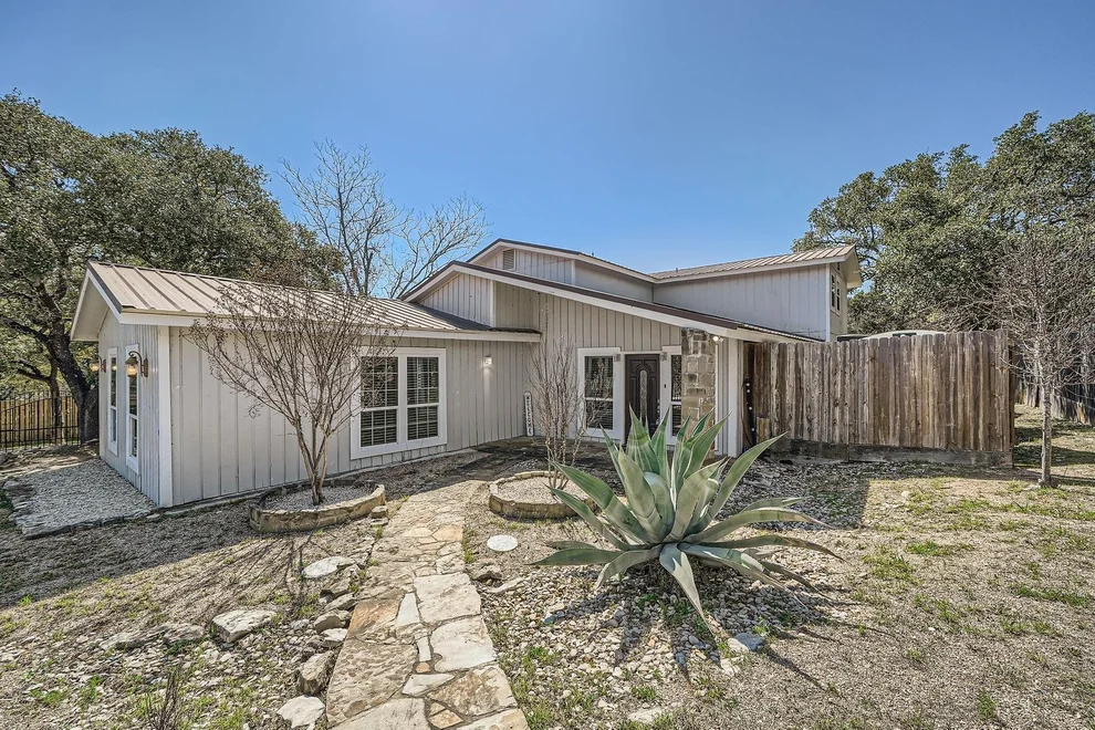 Unit for sale at 7507 Davy DR, Volente, TX 78641