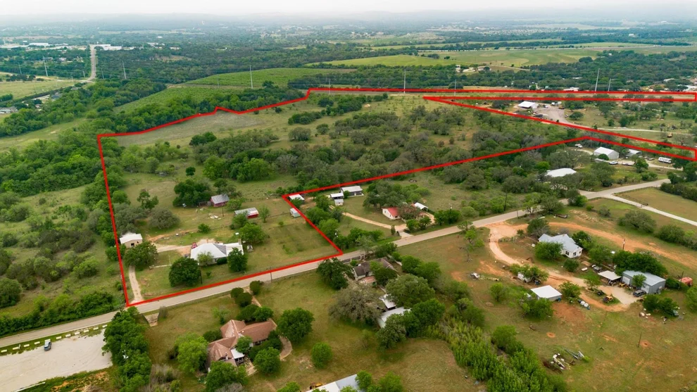 Unit for sale at 7866 County Road 404, Spicewood, TX 78669