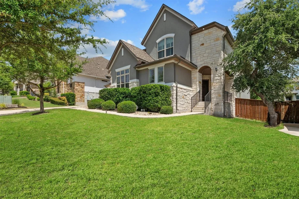 Unit for sale at 16025 La Rosa DR, Austin, TX 78738
