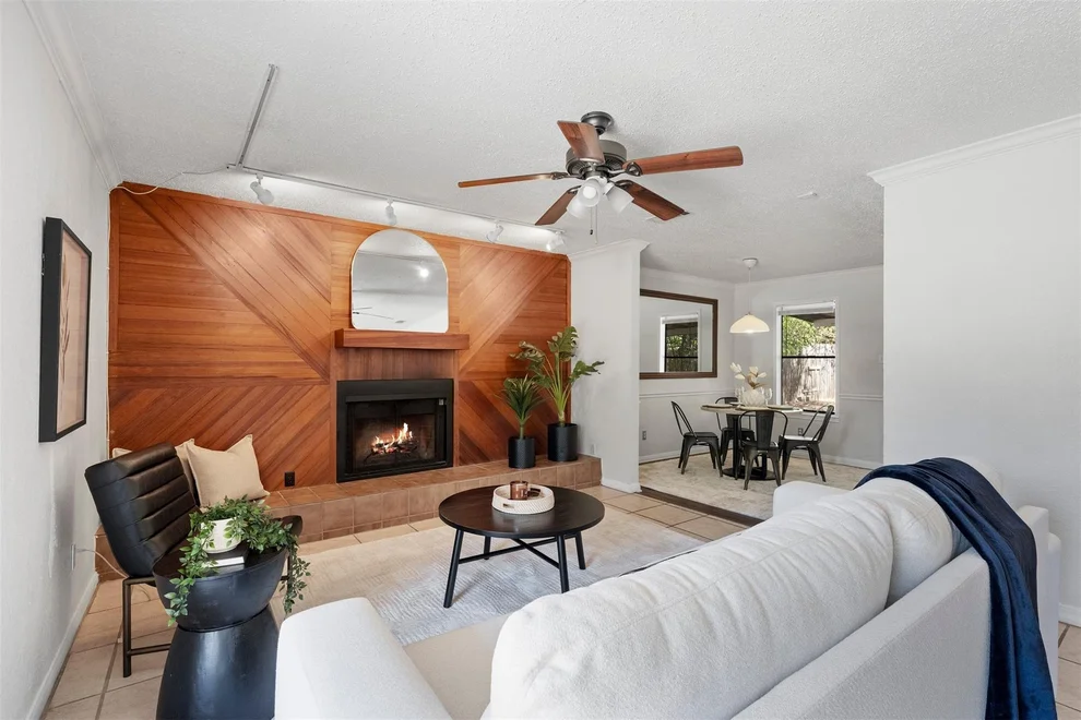 Unit for sale at 1612 Broadmoor DR, Austin, TX 78723