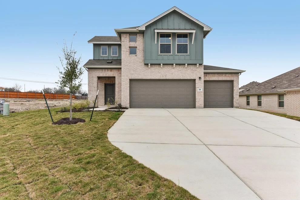 Unit for sale at 319 Dogvane CIR, Kyle, TX 78640