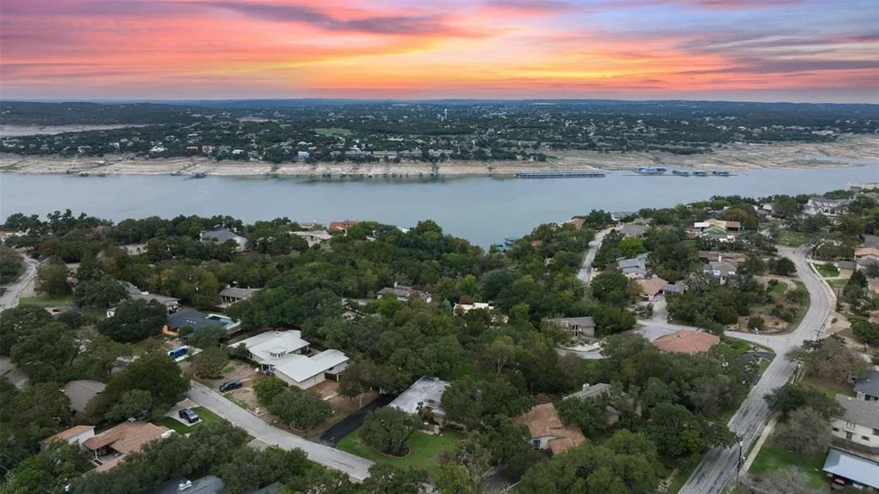 Unit for sale at 113 Comet, Lakeway, TX 78734