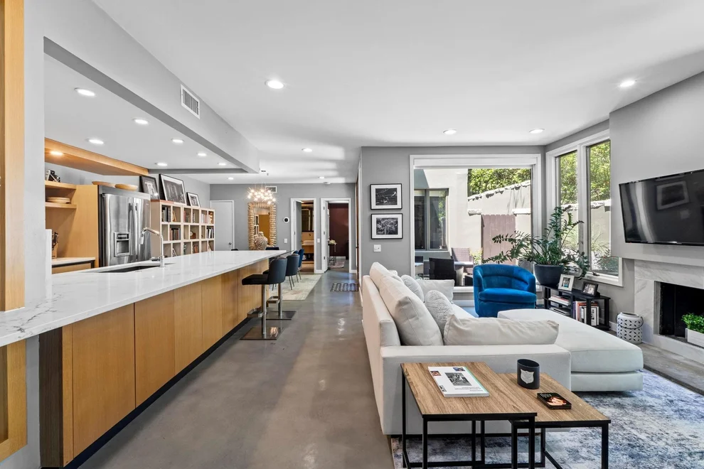 Unit for sale at 1111 W 12th ST, Austin, TX 78703