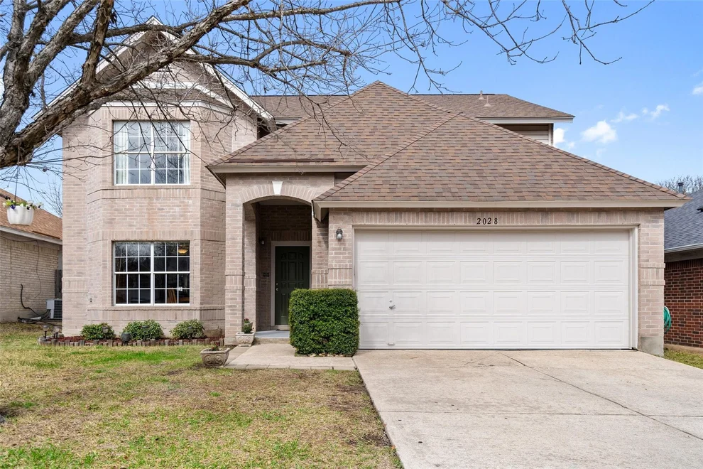 Unit for sale at 2028 Ravenscroft DR, Austin, TX 78748