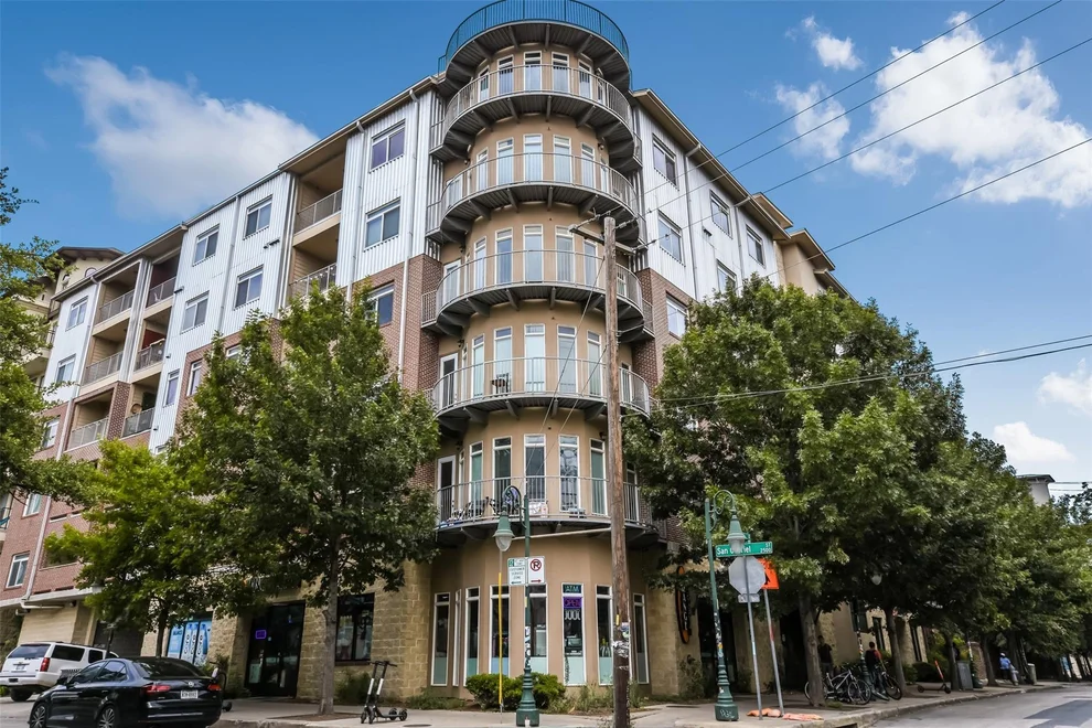 Unit for sale at 910 W 25th ST, Austin, TX 78705