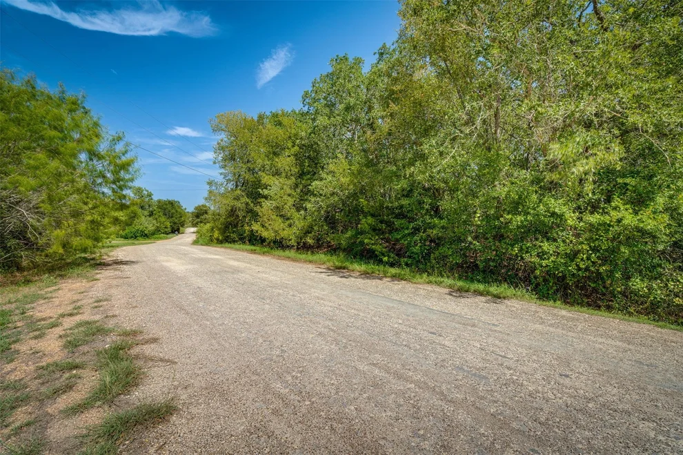 Unit for sale at 131 Arrowhead CT, Bastrop, TX 78602