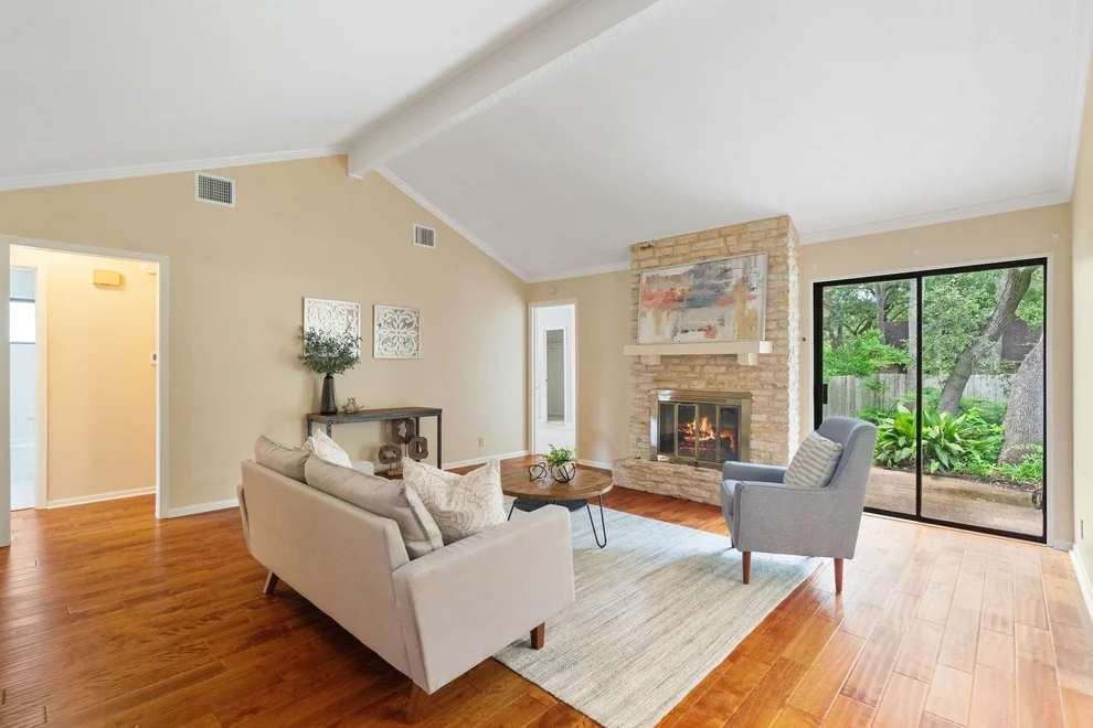 Unit for sale at 4709 Cap Rock DR, Austin, TX 78735