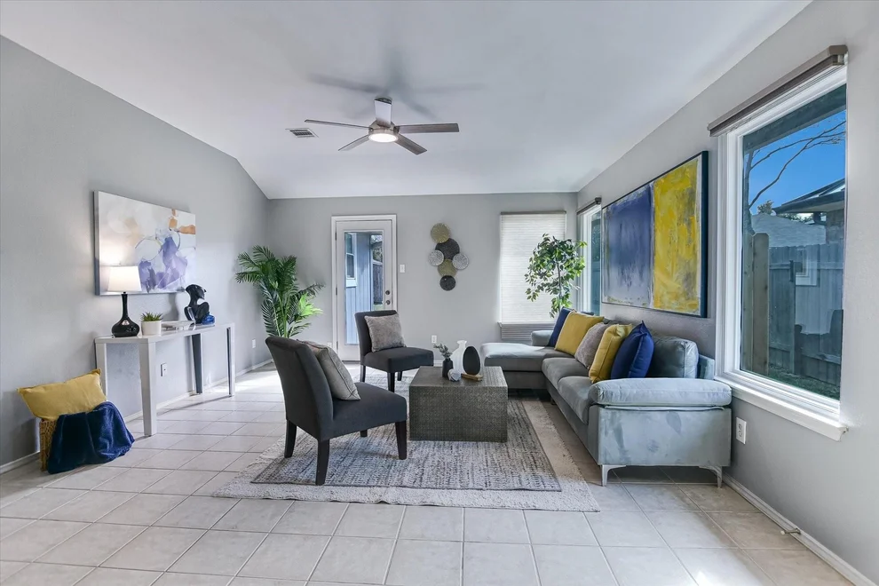 Unit for sale at 14701 Yora DR, Austin, TX 78728