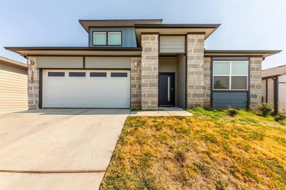 Unit for sale at 3202 Egan DR, Pflugerville, TX 78660
