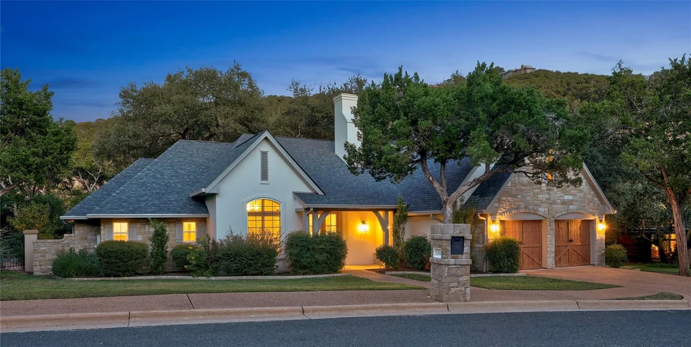 Unit for sale at 5300 N Scout Island CIR, Austin, TX 78731