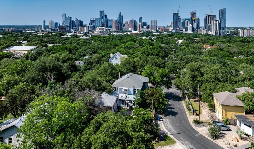 Unit for sale at 407 E Monroe ST, Austin, TX 78704