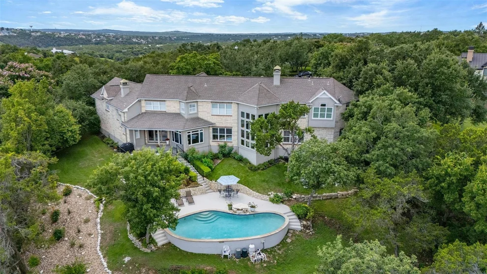 Unit for sale at 523 Beardsley LN, Austin, TX 78746