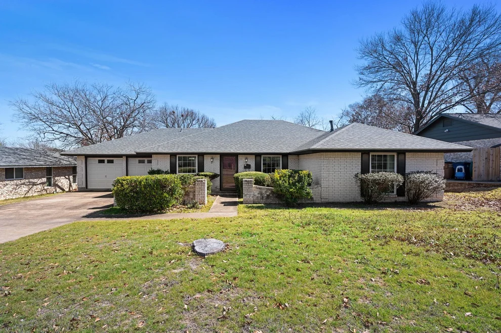 Unit for sale at 8909 Laurel Grove DR, Austin, TX 78758