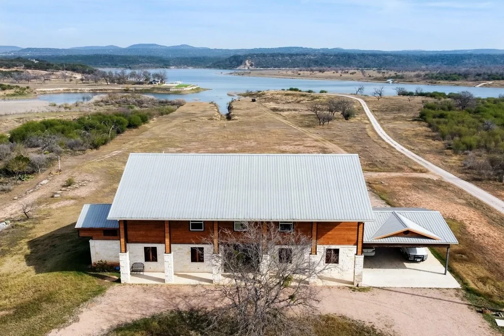 Unit for sale at 421 Chimney Cove DR, Marble Falls, TX 78654