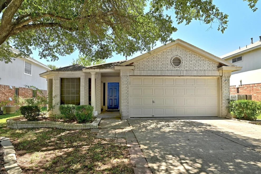 Unit for sale at 17502 Salt Flat LN, Round Rock, TX 78664