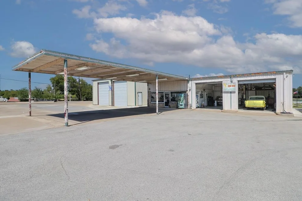 Unit for sale at 415 State Highway 36 S Highway, Caldwell, TX 77836