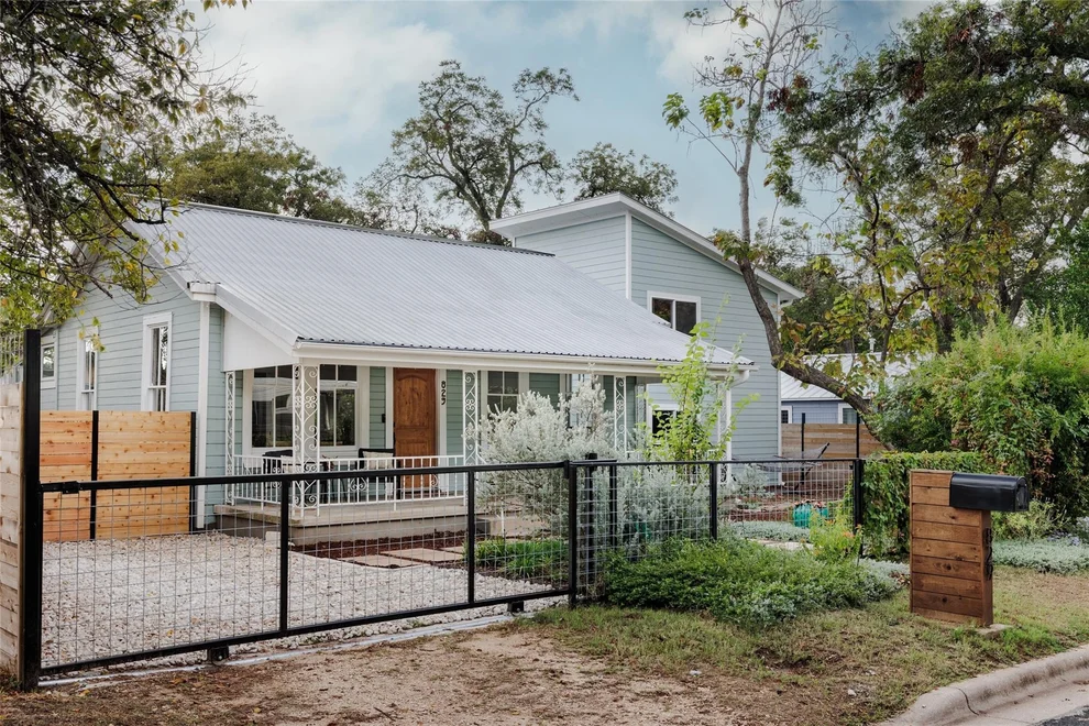 Unit for sale at 829 Gullett ST, Austin, TX 78702