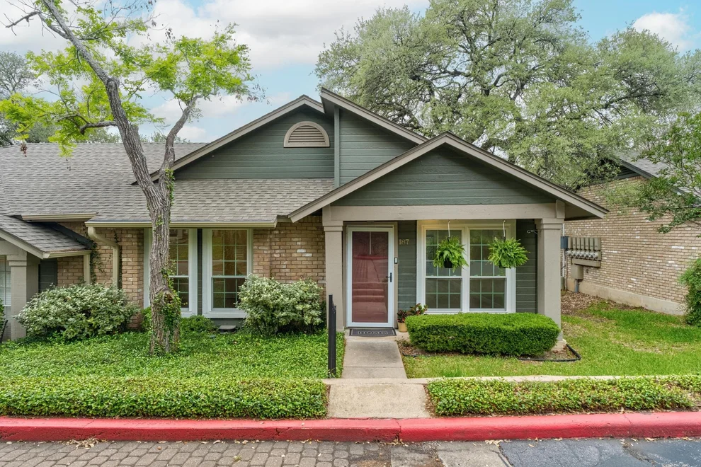 Unit for sale at 1015 E Yager LN, Austin, TX 78753