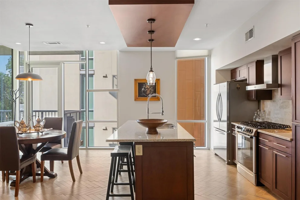 Unit for sale at 1600 Barton Springs RD, Austin, TX 78704