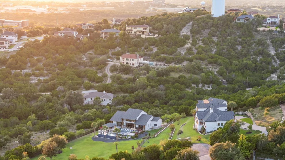 Unit for sale at 1300 Sparrow LN, Austin, TX 78734