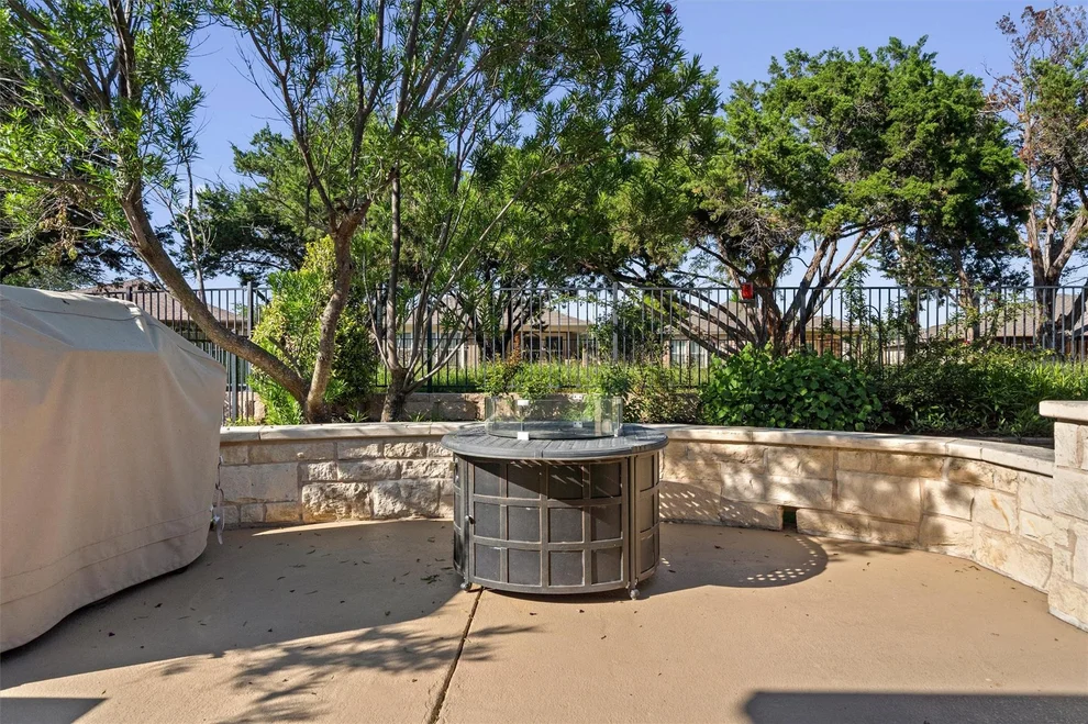 Unit for sale at 600 Salado Creek LN, Georgetown, TX 78633