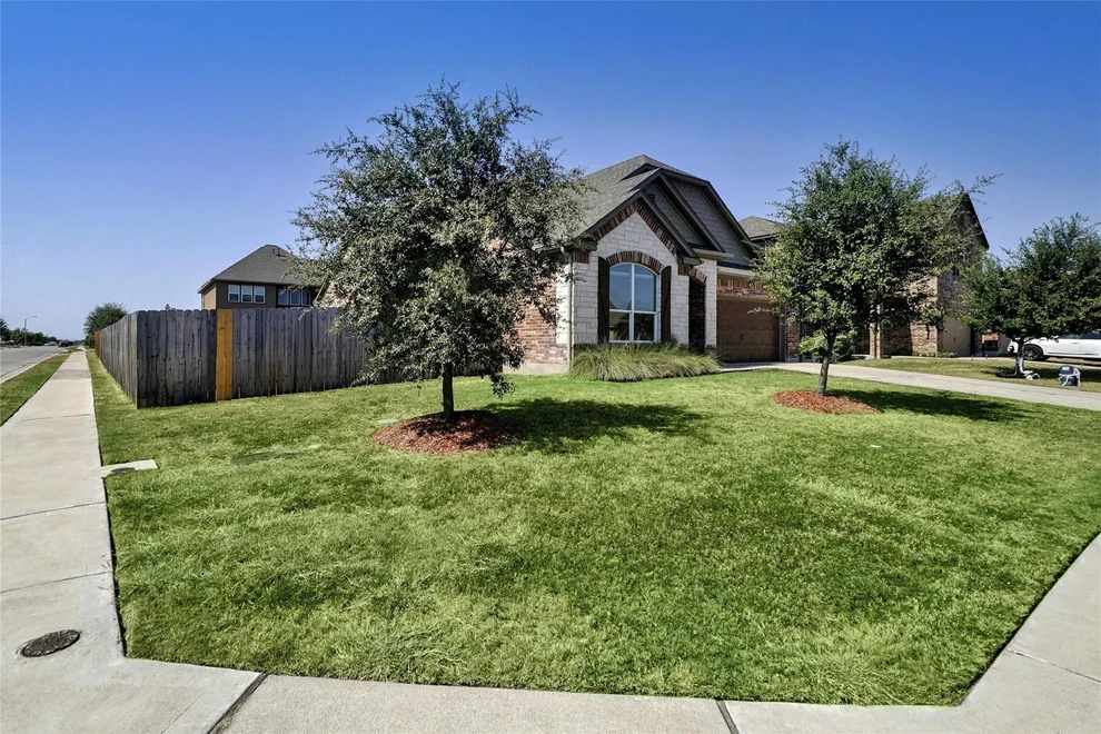 Unit for sale at 8092 Gato LN, Round Rock, TX 78665