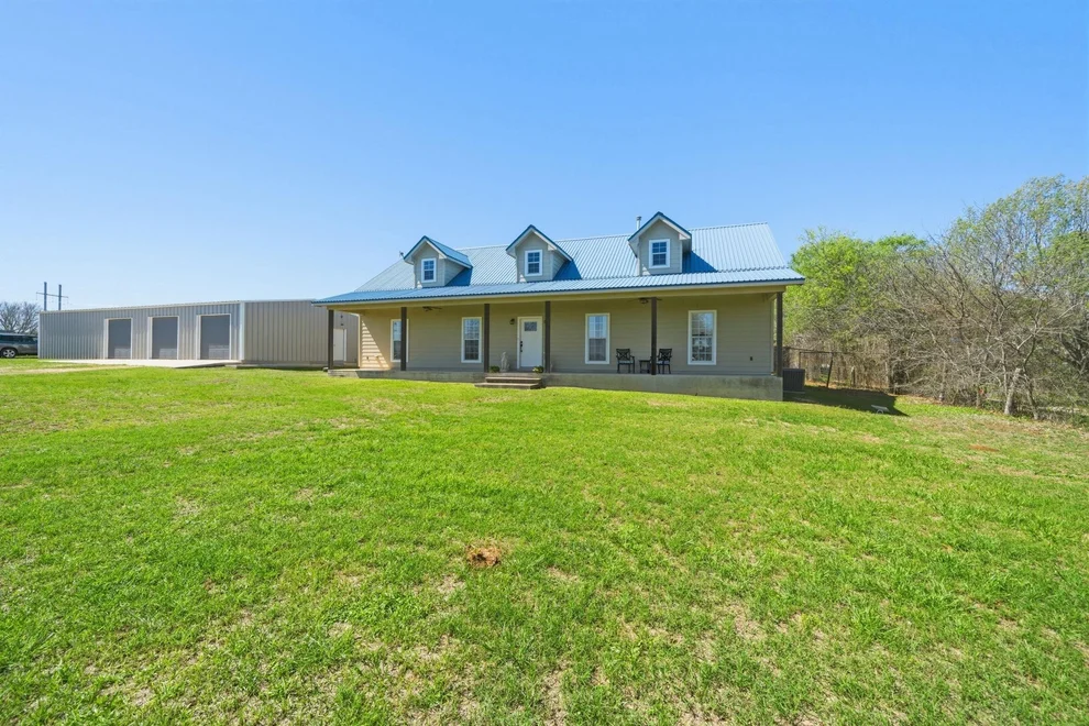 Unit for sale at 1516 Old Luling RD, Lockhart, TX 78644