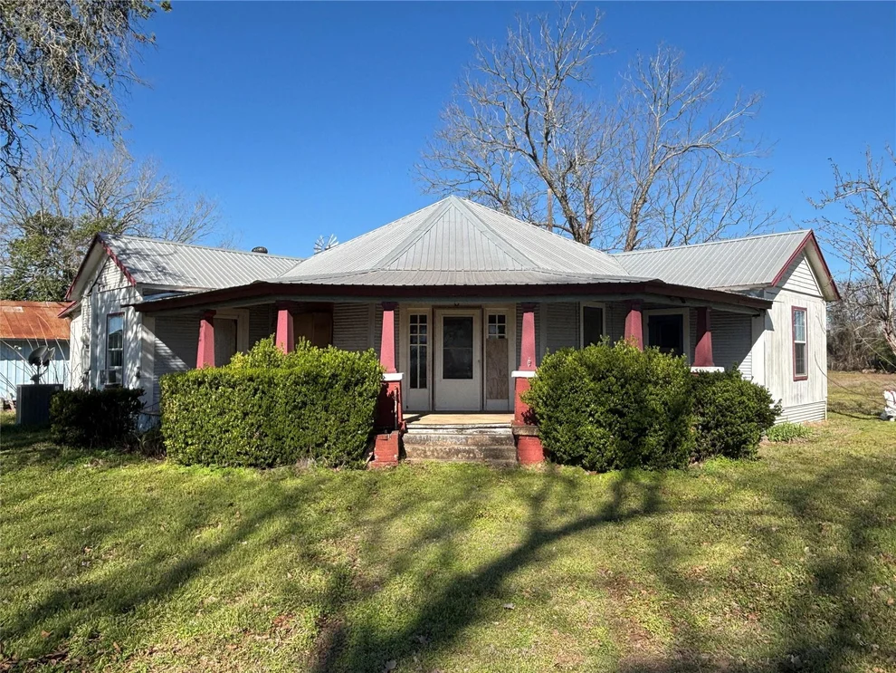 Unit for sale at 5612 HWY 71 E, Smithville, TX 78957