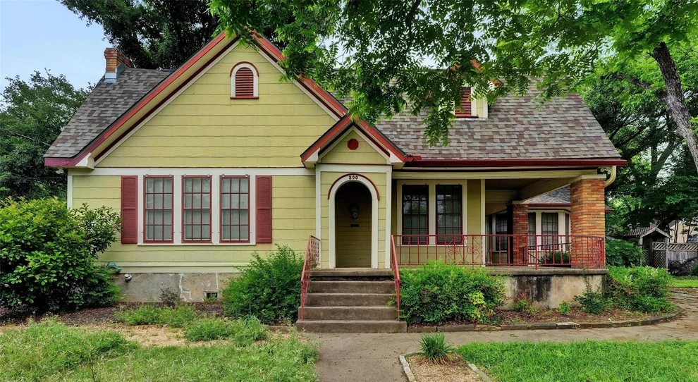 Unit for sale at 200 E 46th ST, Austin, TX 78751