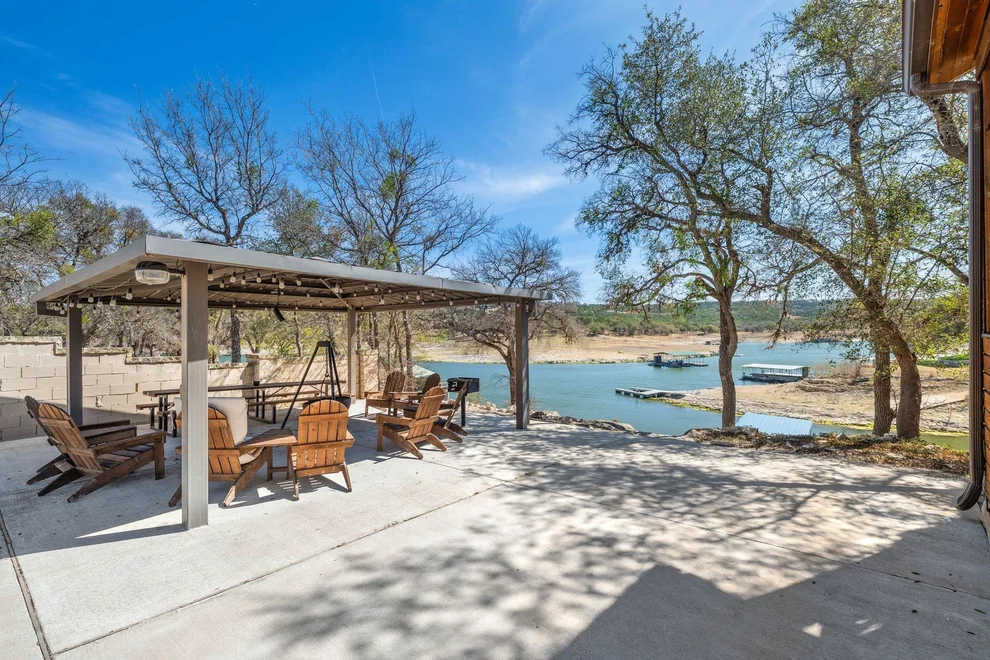 Unit for sale at 2903 Oak Ridge DR, Spicewood, TX 78669