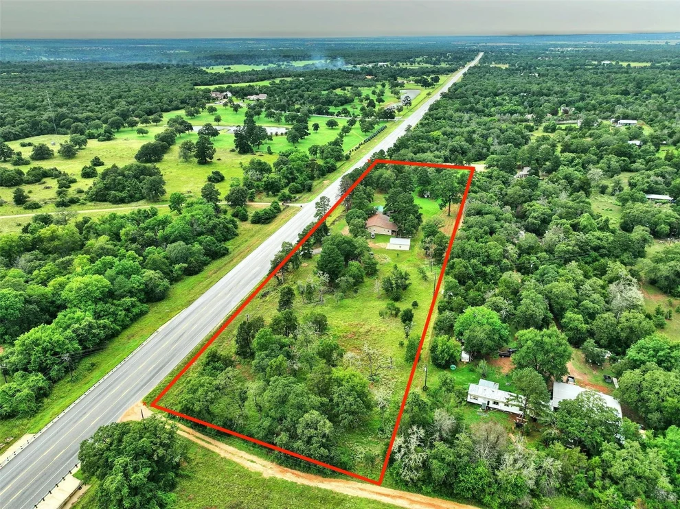 Unit for sale at 2169 Highway 304, Smithville, TX 78957