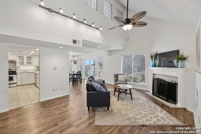 Unit for sale at 2918 Ranch Road 620 RD N, Austin, TX 78734