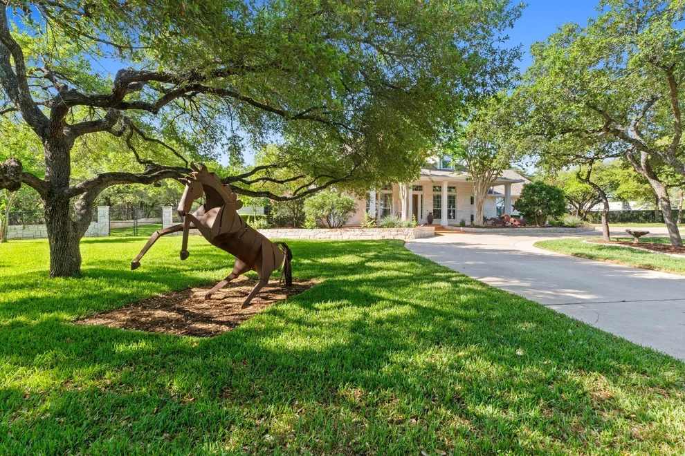 Unit for sale at 135 N TUMBLEWEED TRL, Austin, TX 78733