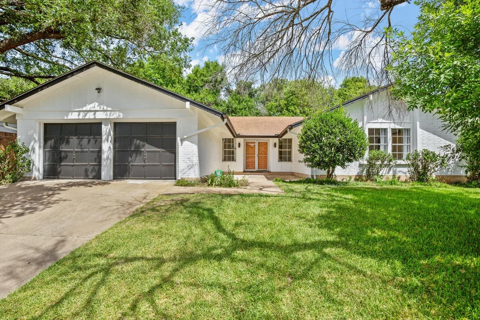 Unit for sale at 10201 Parkfield DR, Austin, TX 78758