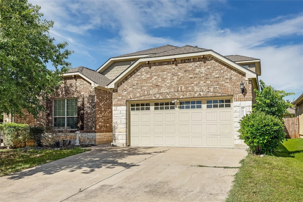 Unit for sale at 2017 Granite Springs RD, Leander, TX 78641