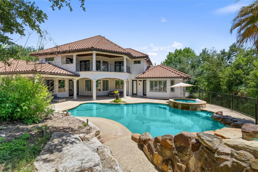 Unit for sale at 2404 University Club DR, Austin, TX 78732