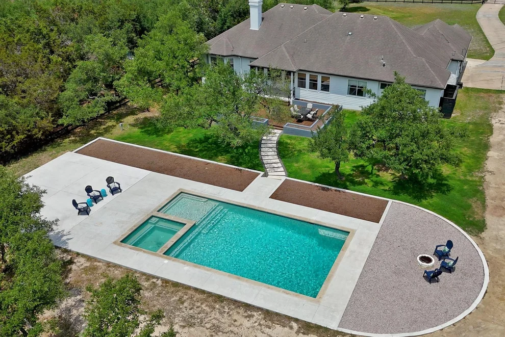 Unit for sale at 507 Saddletree LN, Dripping Springs, TX 78620