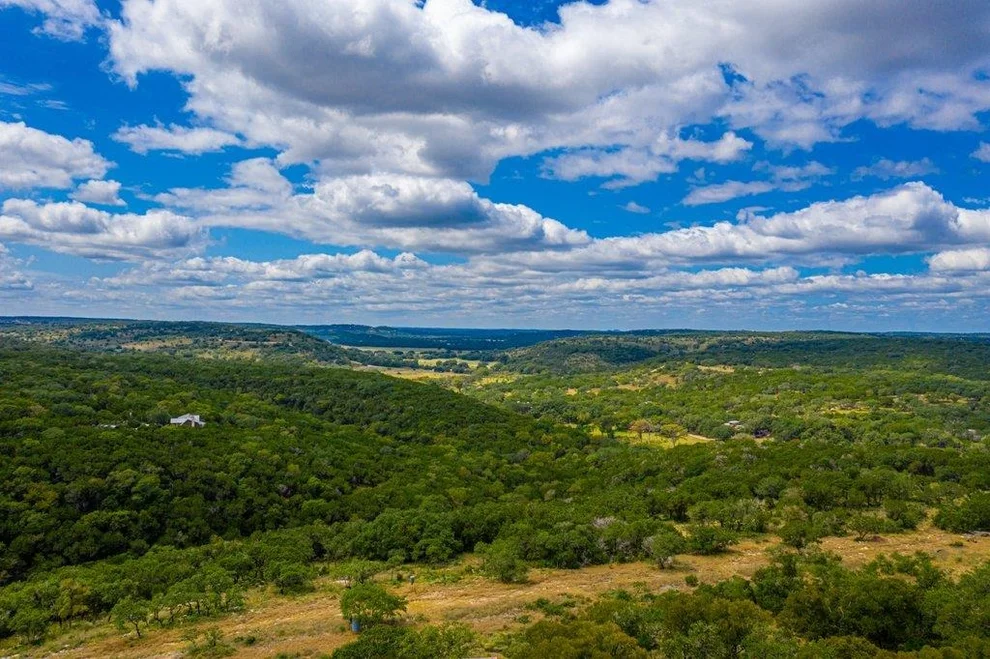 Unit for sale at 5771 Hilliard RD, San Marcos, TX 78666
